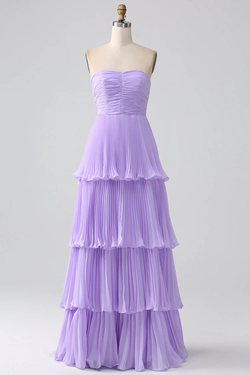 Vestido largo de dama de honor de gasa con escote en forma de corazón y pliegues en capas